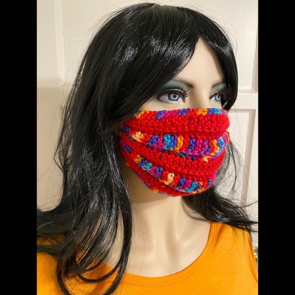 Hand-knitted Face Mask - Picture 2 of 9